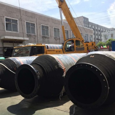 Dredging floating hoses exported to more than 50 countries overseas market Dredging floating hoses exported to more than 50 countries overseas market