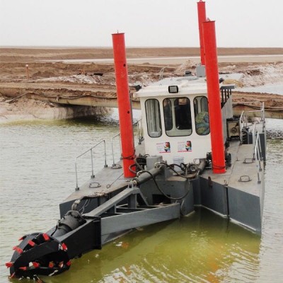 Floating hoses Dredge line components for CSDs Channel & Canal Dredging