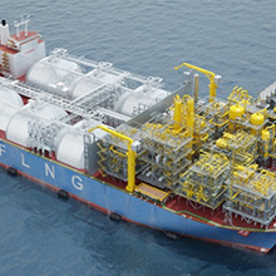 Floating cryogenic hoses in LNG transfer at -196 °C Floating cryogenic hoses in LNG transfer at -196 °C