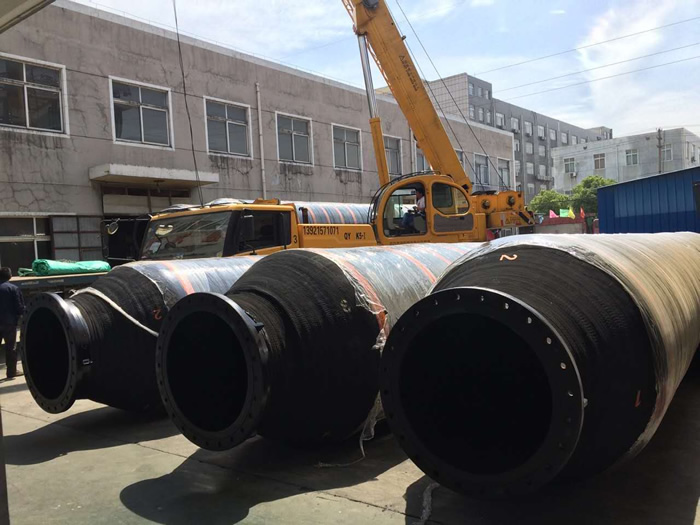 Dredging floating hoses exported to more than 50 countries overseas market