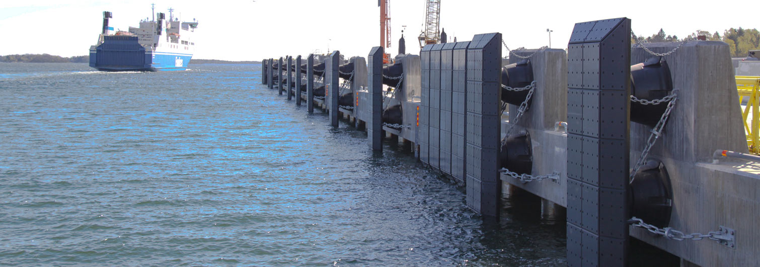 Marine Port Mooring Bollards by HOHN Marine